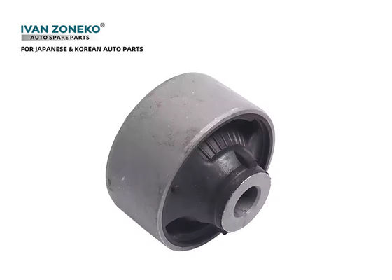 OEM 54570-3UB0A Bagian Otomotif Bagian Bawah Poros Depan Suspensi Busing Karet Untuk Nissan